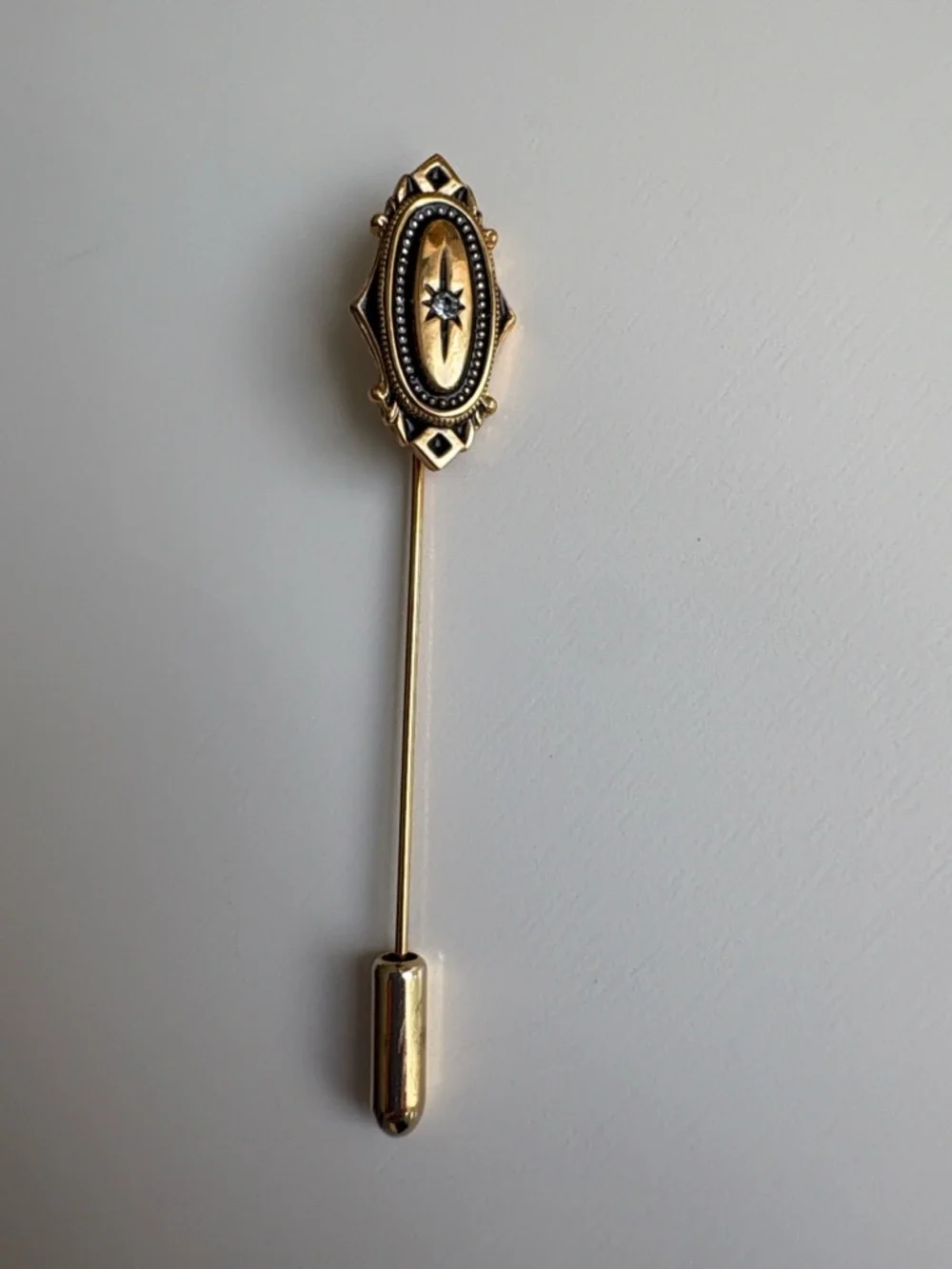 Set of 3 Vintage Avon Brooches - Picture 8 of 11